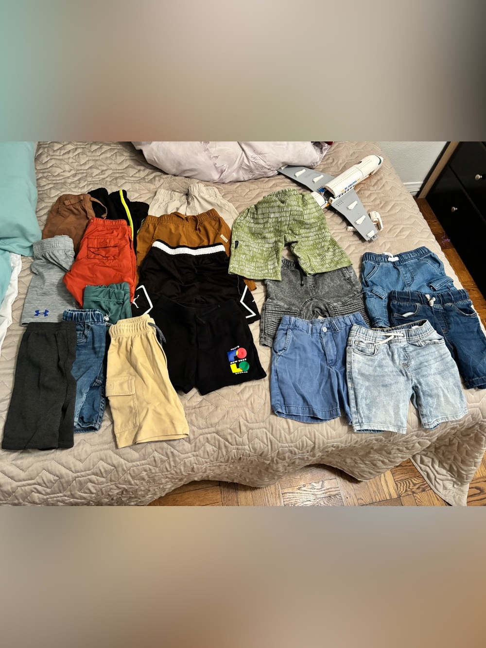 Boys shorts size 5 and 6 multiple brands to include Polo, Jordan and Underarmor